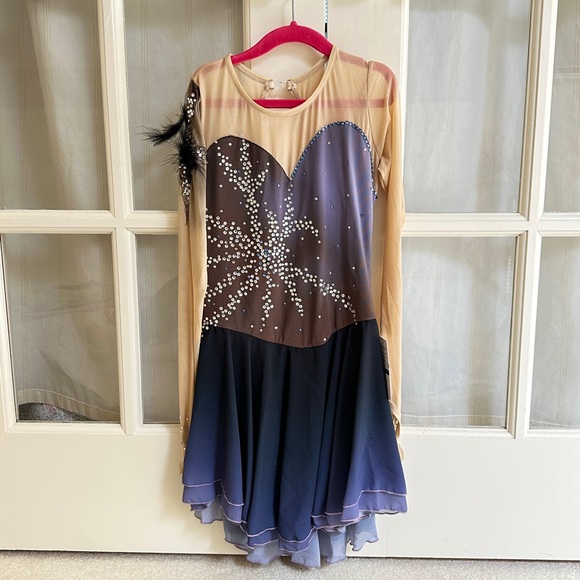 New Figure Skating Dress Girls Size 12 (7~10T)  (125~135cm) - Picture 3 of 10